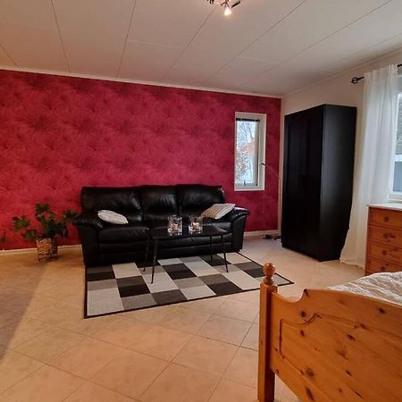 Ferienwohnung Quiet And Comfy With Swimming Pool Onsala Exterior foto